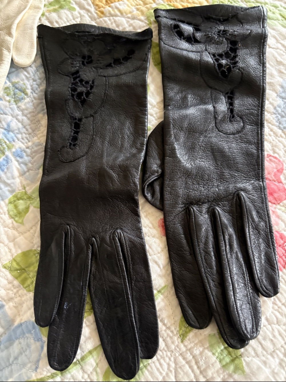 Black Leather Gloves with Lace Appliqué